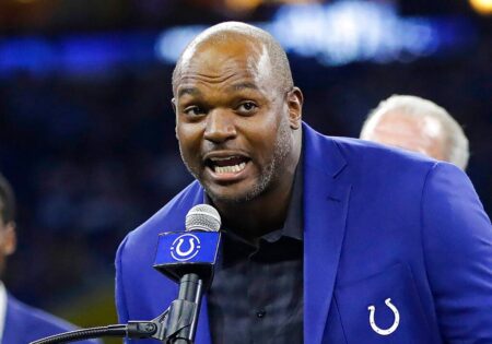 NFL Hall of Famer Dwight Freeney calls out league for putting games on too many streaming services