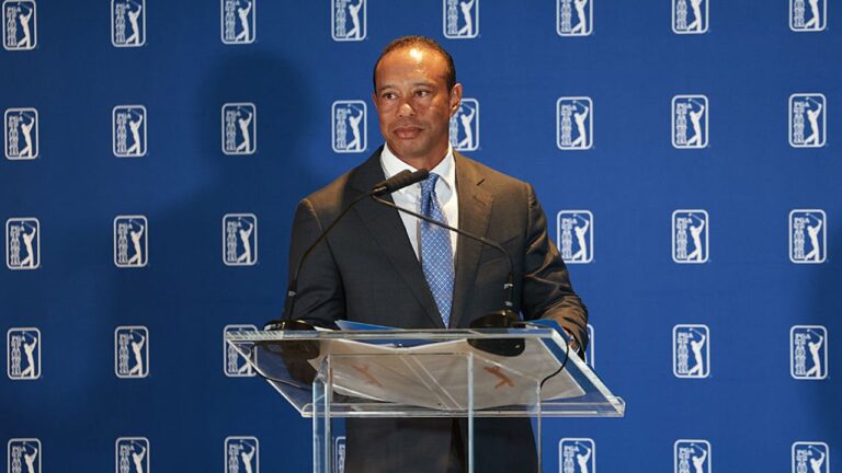 Judge approves Tiger Woods’ hospital records release to prosecutors after Florida car crash Judge approves Tiger Woods’ hospital records release to prosecutors after Florida car crash