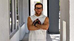 MMA fighter leans on faith in quest to catch suspected child predators MMA fighter leans on faith in quest to catch suspected child predators