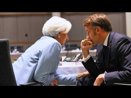 Lagarde mulls leaving ECB early to play a role in French elections