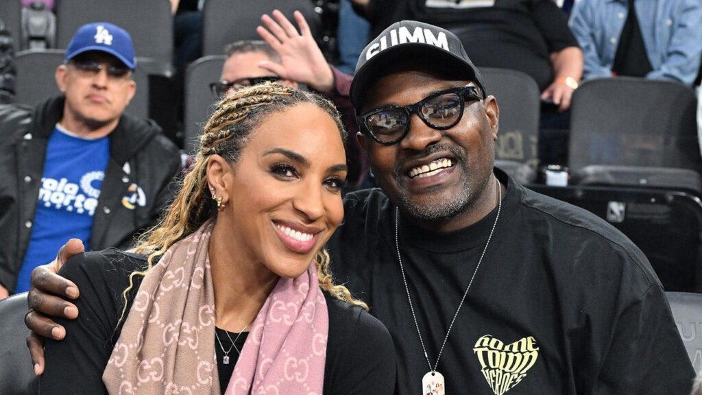 Marcellus Wiley’s wife claims ex-NFL star threatened to kill her before Fourth of July domestic battery arrest Marcellus Wiley’s wife claims ex-NFL star threatened to kill her before Fourth of July domestic battery arrest