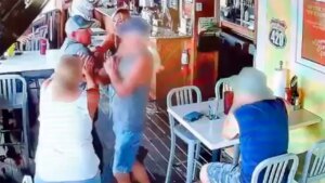 Video shows off-duty Florida sheriff’s sergeant allegedly assaulting elderly couple at bar Video shows off-duty Florida sheriff’s sergeant allegedly assaulting elderly couple at bar