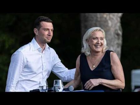 Marine Le Pen and Jordan Bardella pledge unity ahead of judicial verdict