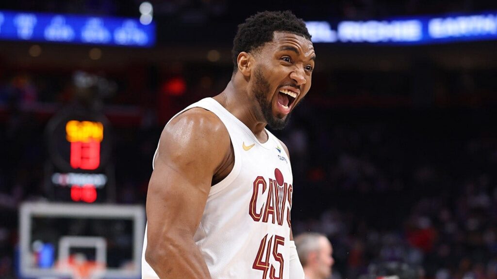 Donovan Mitchell signs massive 3M Cavaliers extension as LeBron James return speculation grows Donovan Mitchell signs massive 3M Cavaliers extension as LeBron James return speculation grows