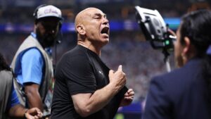 Pro-Palestinian Egyptian coach loses it at sight of Israeli flag after all-time World Cup collapse