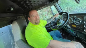 California man picks up explosive device on a beach during July 4 cleanup, loses hand California man picks up explosive device on a beach during July 4 cleanup, loses hand