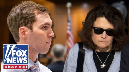 HEART-WRENCHING: Charlie Kirk’s mother breaks down in tears as courtroom video plays HEART-WRENCHING: Charlie Kirk’s mother breaks down in tears as courtroom video plays