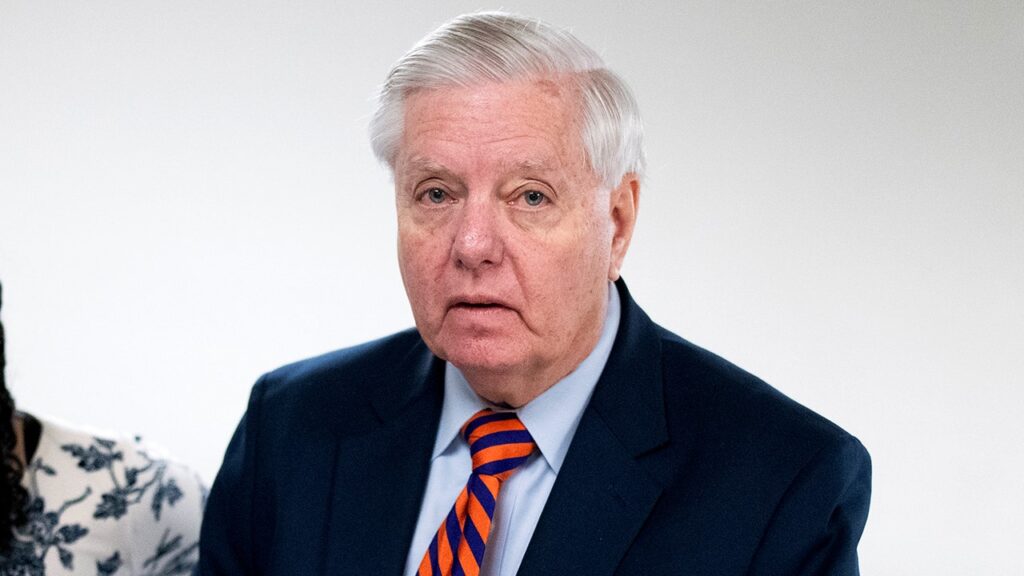 EMS dispatch audio captures emergency response before Lindsey Graham death announcement EMS dispatch audio captures emergency response before Lindsey Graham death announcement