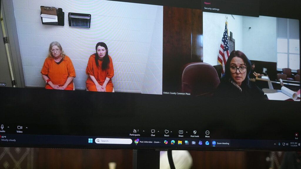 Ohio mom arrested for having 16 kids in ‘evil’ living conditions wants to be reunited with children: lawyer Ohio mom arrested for having 16 kids in ‘evil’ living conditions wants to be reunited with children: lawyer