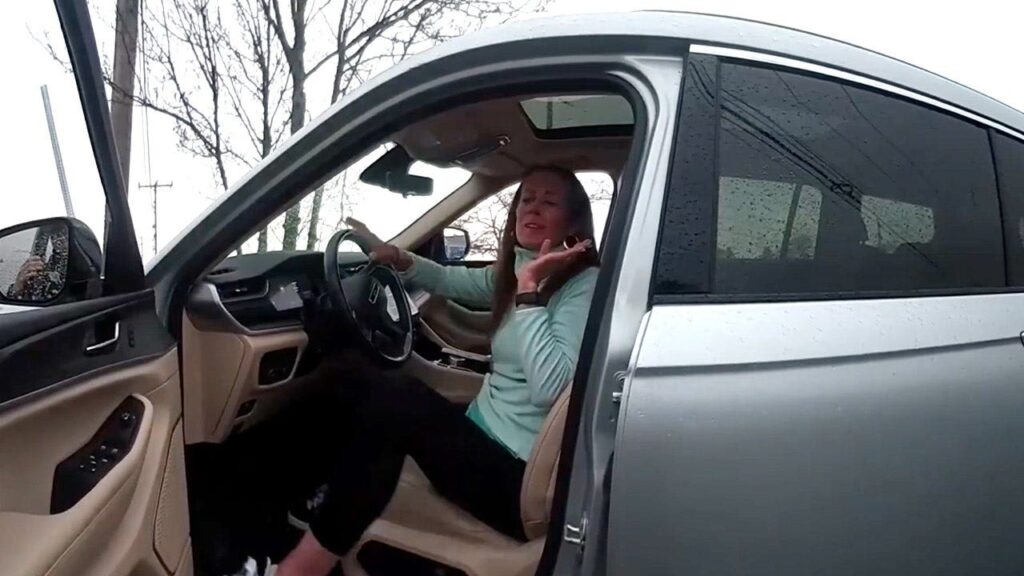 Bodycam shows Nantucket official slurring, swaying during DUI stop after crashing into sign: police Bodycam shows Nantucket official slurring, swaying during DUI stop after crashing into sign: police