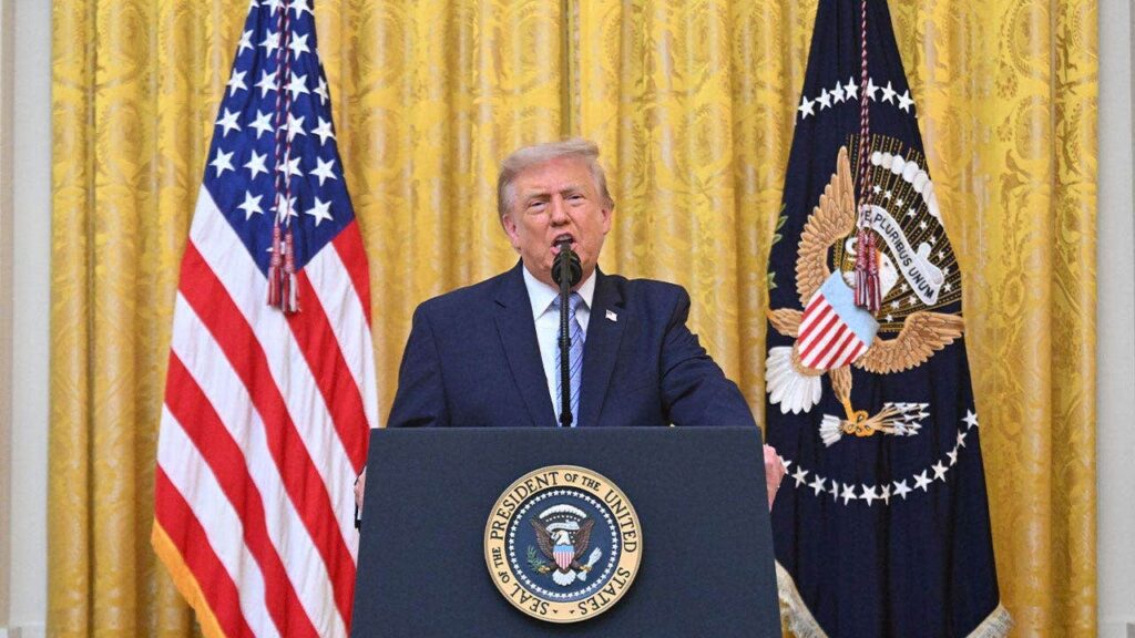 Trump blames Canada for wildfire smoke, says pollution costs should be added to tariffs Trump blames Canada for wildfire smoke, says pollution costs should be added to tariffs