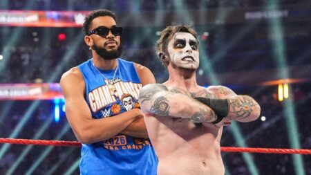 Knicks stars provide back up for WWE favorites in electric Saturday Night’s Main Event at MSG Knicks stars provide back up for WWE favorites in electric Saturday Night’s Main Event at MSG