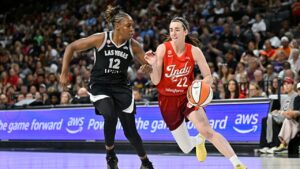 Connecticut Sun’s road struggles face a tough test against a Fever team winning seven of its last 10 Connecticut Sun’s road struggles face a tough test against a Fever team winning seven of its last 10