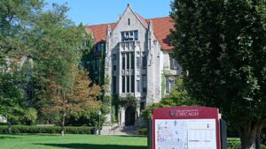 Two found shot to death inside car on University of Chicago campus: report Two found shot to death inside car on University of Chicago campus: report