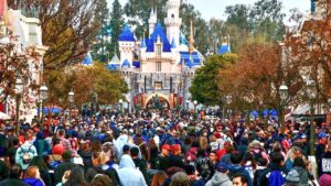 Disneyland guests left scrambling after water outage shuts bathrooms and restaurants