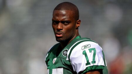 Super Bowl champion Plaxico Burress compares playing for Jets to his time in prison: ‘A f—king loser’