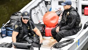 10-year-old boy’s body pulled from New Jersey river as rescuers search for his sister 10-year-old boy’s body pulled from New Jersey river as rescuers search for his sister