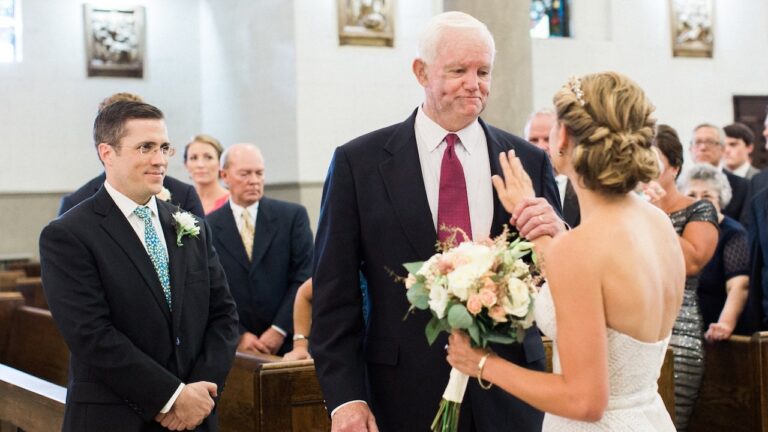 Bride is walked down wedding aisle by man who received her late father’s heart