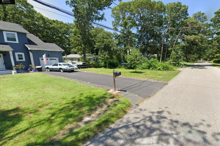 Toddler, 2, in critical condition after being found unconscious in Long Island family pool Toddler, 2, in critical condition after being found unconscious in Long Island family pool