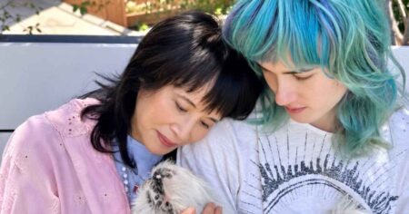 ‘Friends’ Alum Lauren Tom Reveals Daughter Ellie, 25, Has Bone Cancer: ‘Long Journey Ahead of Us’ ‘Friends’ Alum Lauren Tom Reveals Daughter Ellie, 25, Has Bone Cancer: ‘Long Journey Ahead of Us’