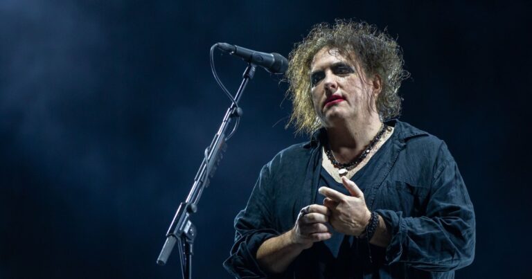 The Cure’s Robert Smith Slams World Cup Final Halftime Show With Madonna and More: ‘Just F*** Off’ The Cure’s Robert Smith Slams World Cup Final Halftime Show With Madonna and More: ‘Just F*** Off’