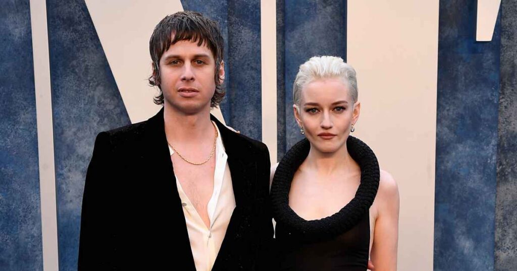 Julia Garner and Husband Mark Foster Split After More Than 6 Years of Marriage: Report Julia Garner and Husband Mark Foster Split After More Than 6 Years of Marriage: Report