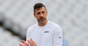 Aaron Rodgers Reveals Reconciliation With Estranged Family But 1 Member Is Missing Aaron Rodgers Reveals Reconciliation With Estranged Family But 1 Member Is Missing