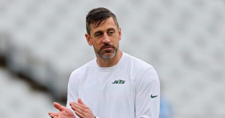 Aaron Rodgers Reveals Reconciliation With Estranged Family But 1 Member Is Missing Aaron Rodgers Reveals Reconciliation With Estranged Family But 1 Member Is Missing