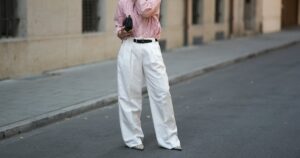 Instead of Boring Sandals, Fashion People Are Wearing These Easy, Expensive-Looking Shoes Instead of Boring Sandals, Fashion People Are Wearing These Easy, Expensive-Looking Shoes