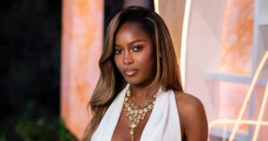 Ciara Miller Tears Up on ‘Love Island USA’ About Dating, Female Friendships: ‘It’s Really Hard’ Ciara Miller Tears Up on ‘Love Island USA’ About Dating, Female Friendships: ‘It’s Really Hard’