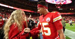 Patrick Mahomes’ Wife Brittany Celebrates His Return to Football Field After Season-Ending Injury