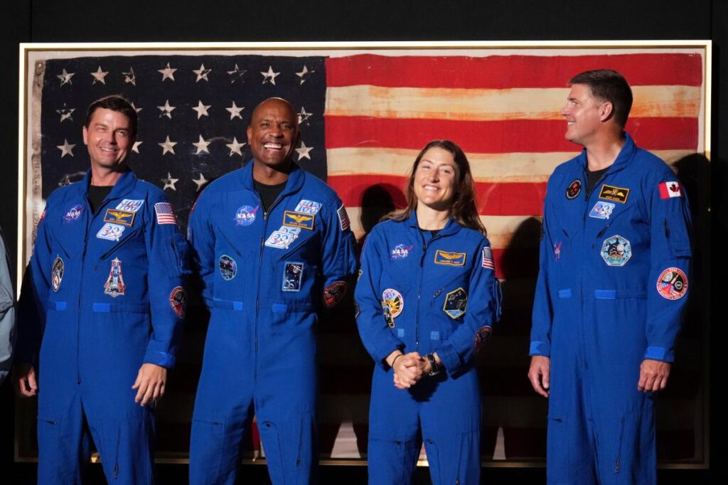 Trump recognizes Artemis II astronauts during Fourth of July speech: ‘Assume you’re heading to Mars’ Trump recognizes Artemis II astronauts during Fourth of July speech: ‘Assume you’re heading to Mars’