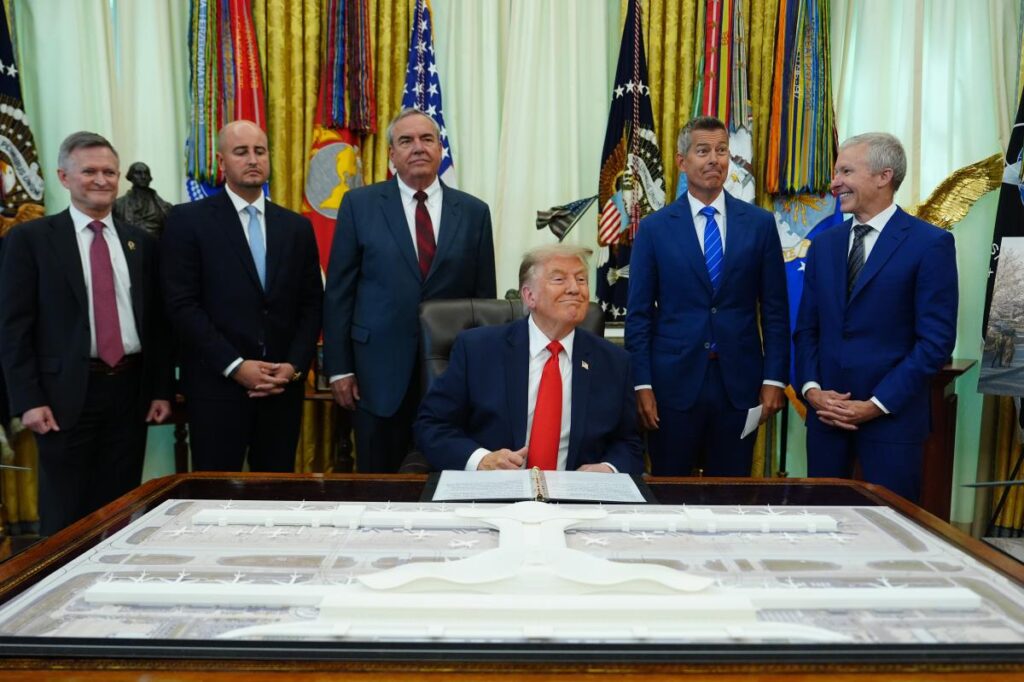 Trump touts .5B overhaul of Dulles airport with massive parking garage, removal of ‘Star Wars’ people movers