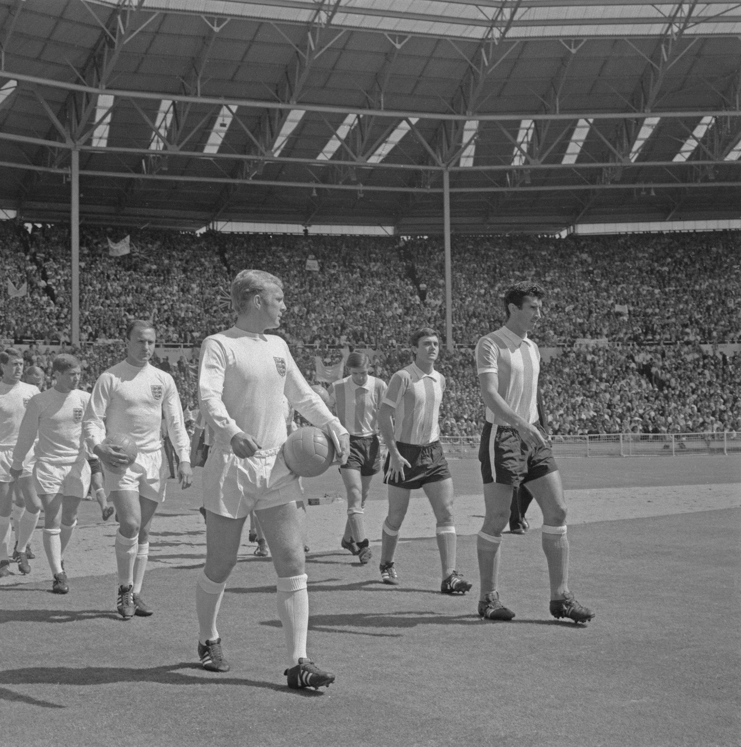 England vs. Argentina at the 1966 World Cup. (Photo by Evening Standard/Hulton Archive/Getty Images)