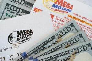 Mega Millions ticket holder wins 0M jackpot