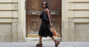Not Espradrilles! These Chic Wedge Sandals Will Make Your Legs Look Longer