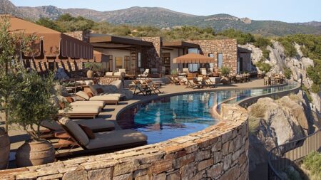 Boutique hotel with spectacular views opens on Crete’s western coast
