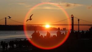 25 de Abril Bridge remains Portugal’s busiest crossing 60 years on