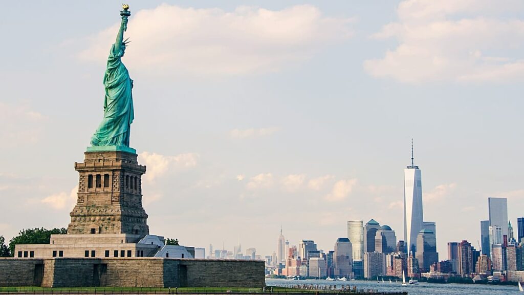 New York and Paris top global tourism city attractiveness index