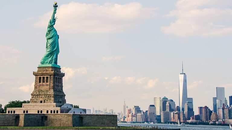 New York and Paris top global tourism city attractiveness index