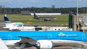 Which are the busiest airports in the EU for commercial flights?