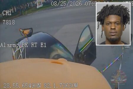 Florida driver fleeing traffic stop slams head-on into school bus carrying 19 children, then runs from scene