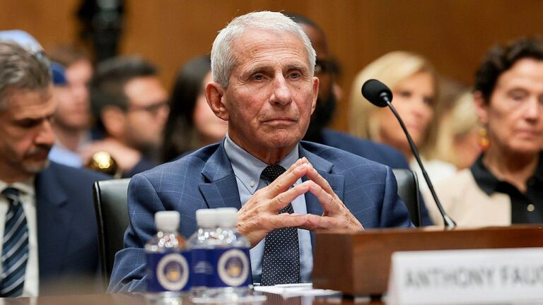 Fauci in the hot seat as GOP senator tears into ‘truly sick’ vaccine texts: ‘Tip of the iceberg’ Fauci in the hot seat as GOP senator tears into ‘truly sick’ vaccine texts: ‘Tip of the iceberg’
