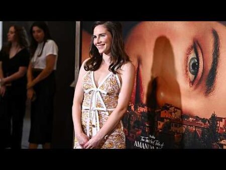 Amanda Knox takes her story to the Edinburgh Fringe reigniting old wounds Amanda Knox takes her story to the Edinburgh Fringe reigniting old wounds