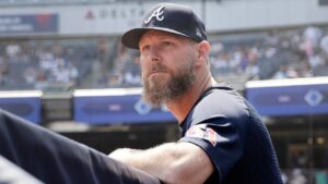 Braves’ Chris Sale ejected before game sees first pitch for yelling at umpire over Saturday balk call Braves’ Chris Sale ejected before game sees first pitch for yelling at umpire over Saturday balk call