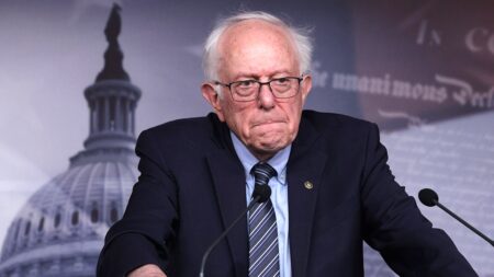 Bernie Sanders demands Democrats ban super PACs from primaries, blasts AIPAC, ‘corrupt system’