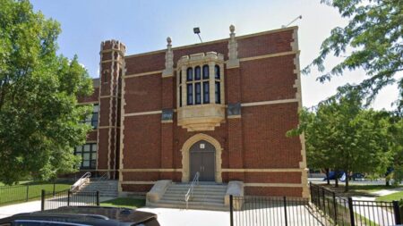 2 custodians dead in possible murder-suicide at Chicago elementary school