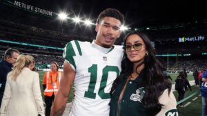 NFL receiver splits with fiancée, former Miss Peru, after sending wedding invites: report