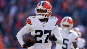 NFL cornerback, 28, retires days after signing with new team