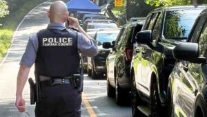 Runner discovers woman stabbed to death outside vehicle near upscale DC suburb trail